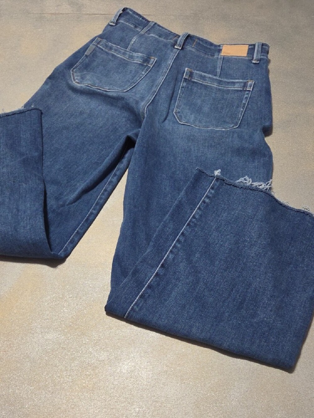 PAIGE ANESSA Wide Leg Jeans in Deep Blue Denim NWOTS!!! ANTHROPOLGIE. - Picture 8 of 11